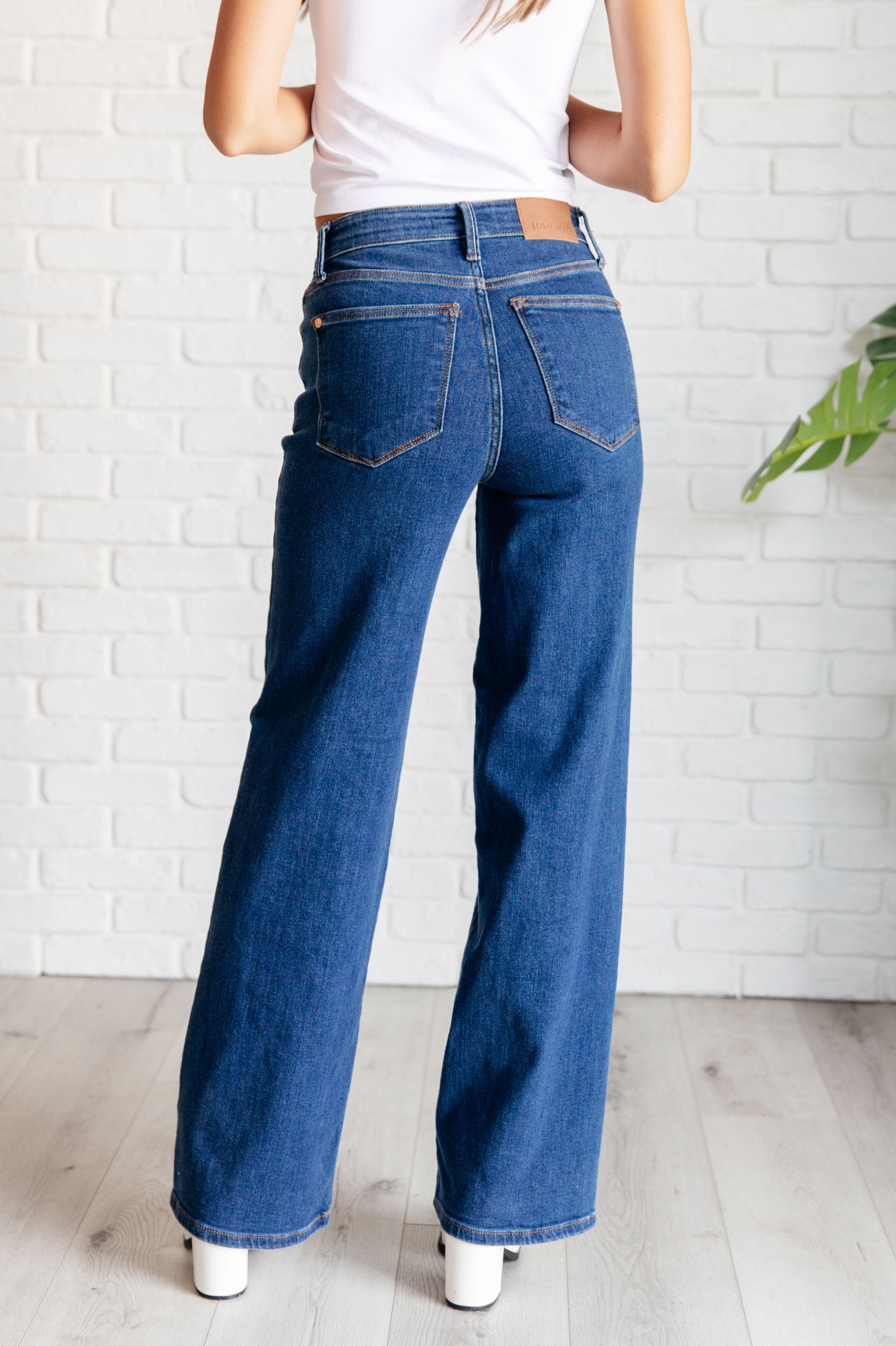 Hazel High Rise Vintage Wide Leg Jeans - Mulberry Skies