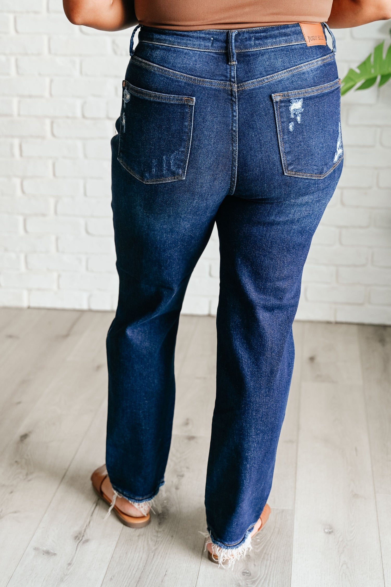 Montana High Rise Rigid Magic Distressed Straight Jeans - Mulberry Skies