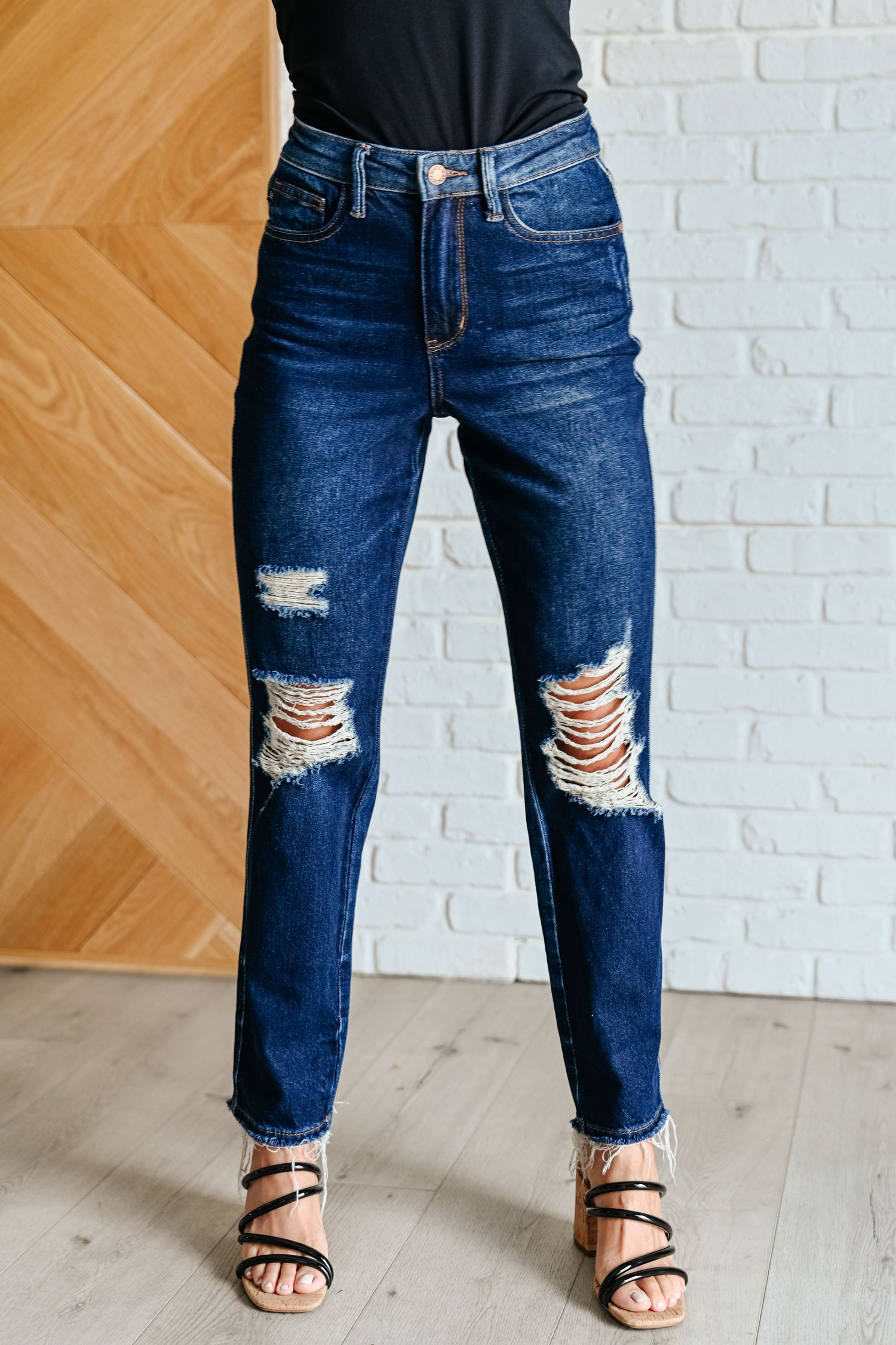 Montana High Rise Rigid Magic Distressed Straight Jeans - Mulberry Skies