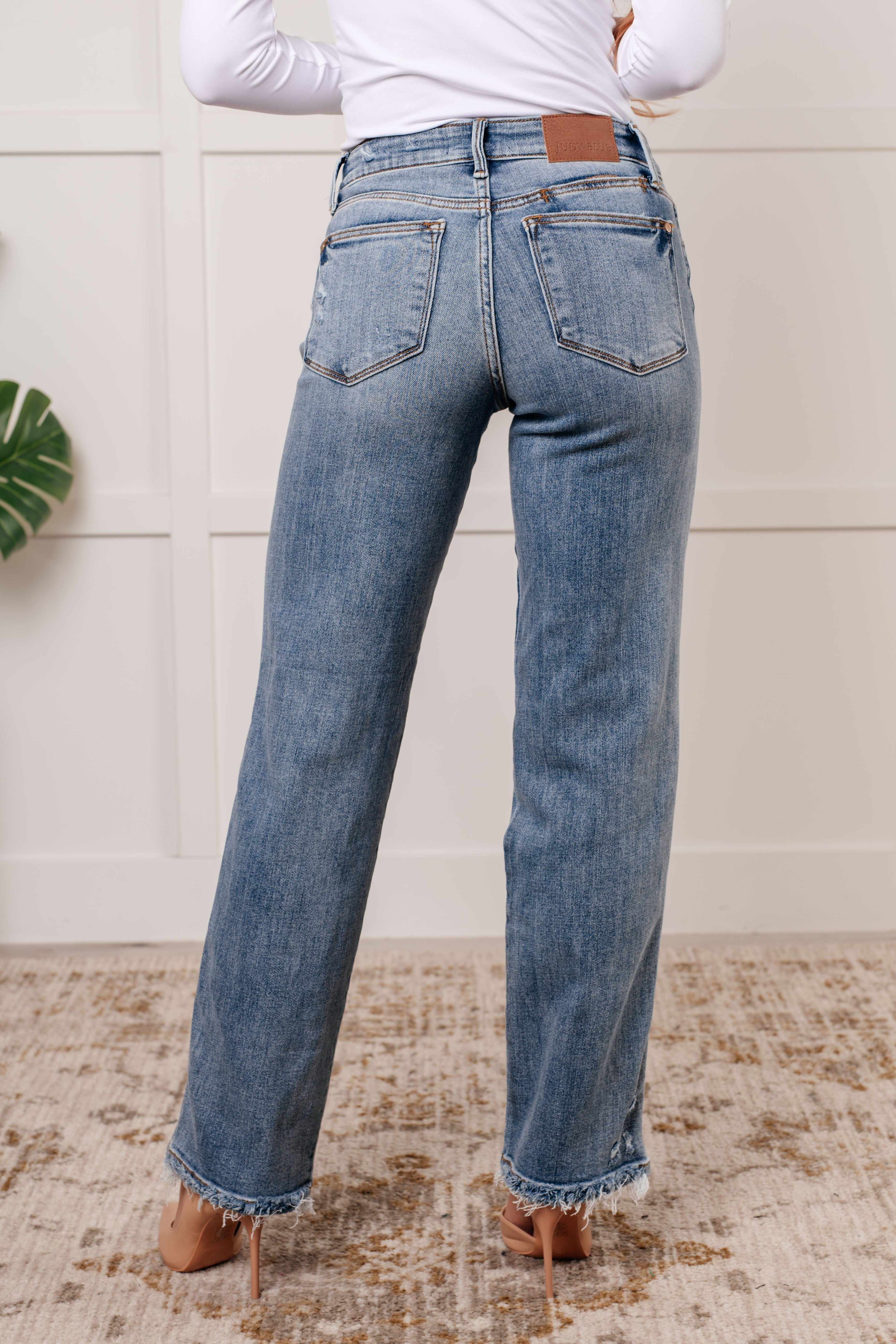 Judy Blue Quinn Mid Rise Cell Phone Pocket Dad Jeans - Mulberry Skies