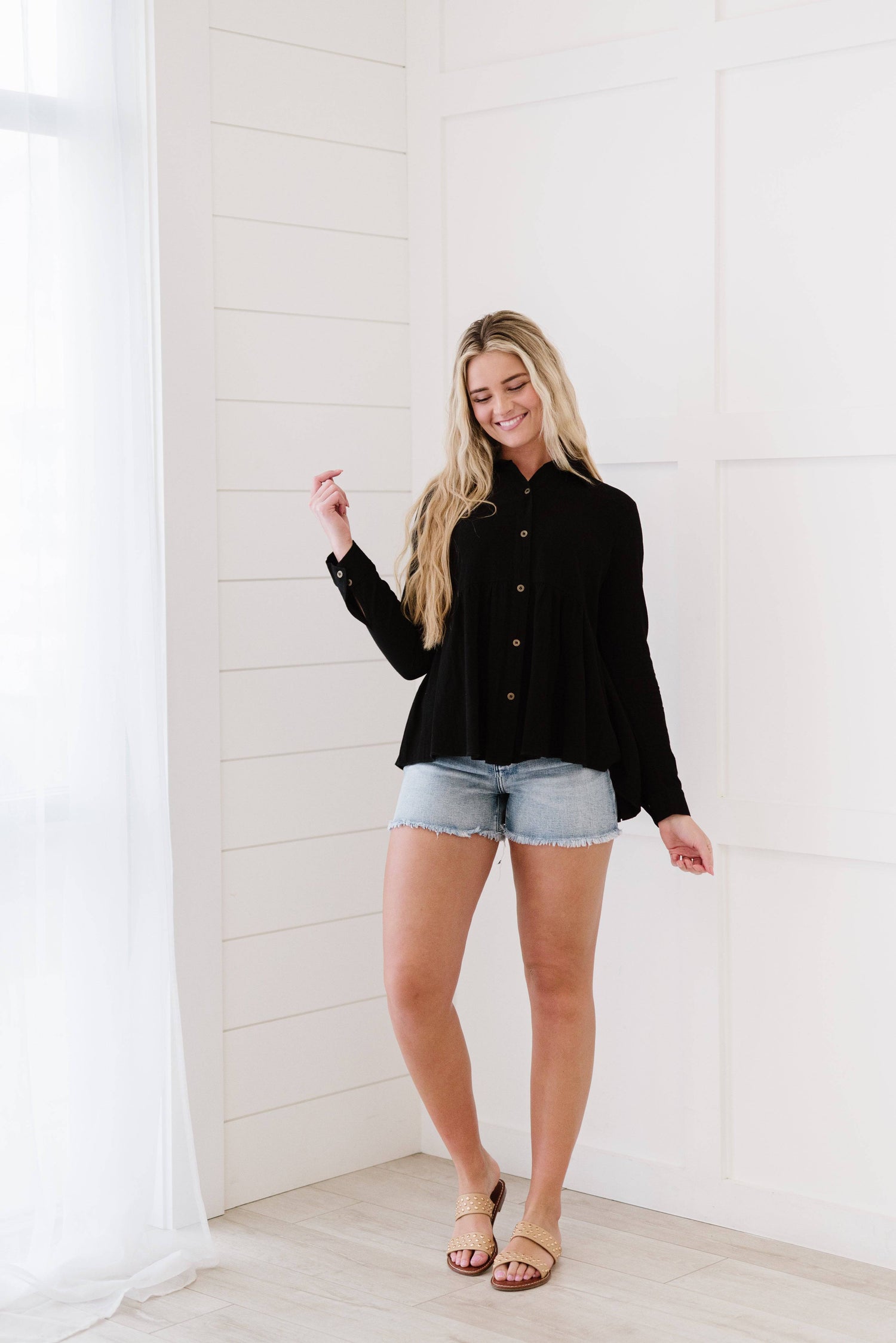 Great Days Ahead Button Down Top - Mulberry Skies