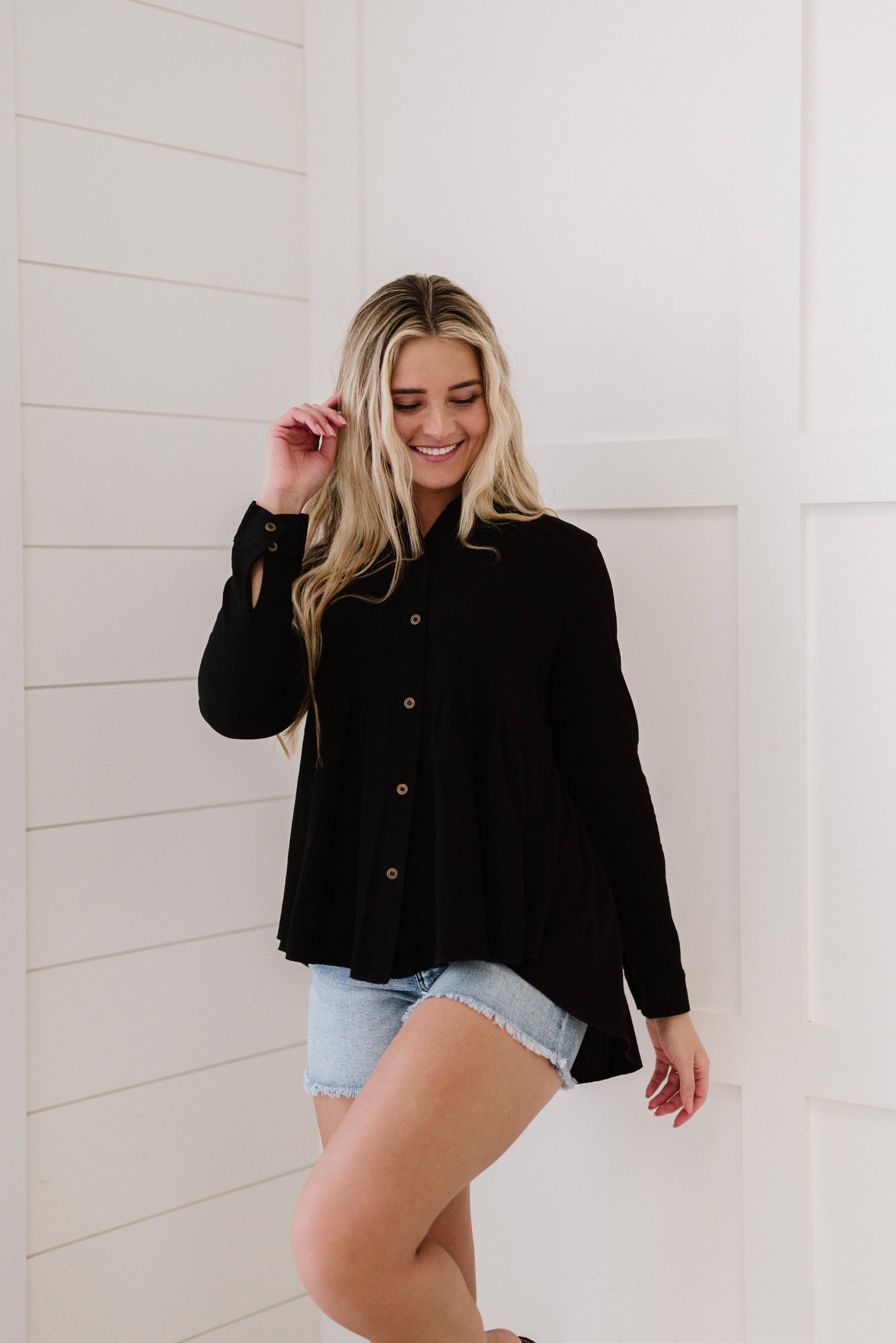 Great Days Ahead Button Down Top - Mulberry Skies