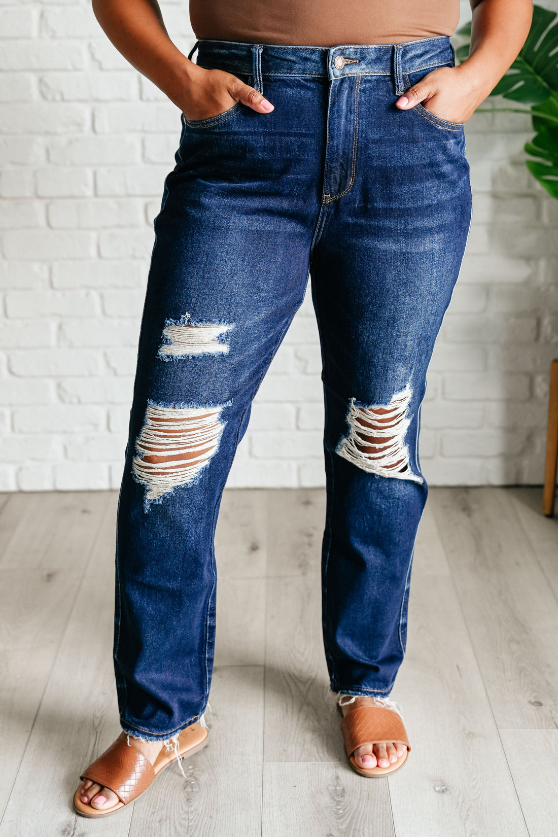 Montana High Rise Rigid Magic Distressed Straight Jeans - Mulberry Skies