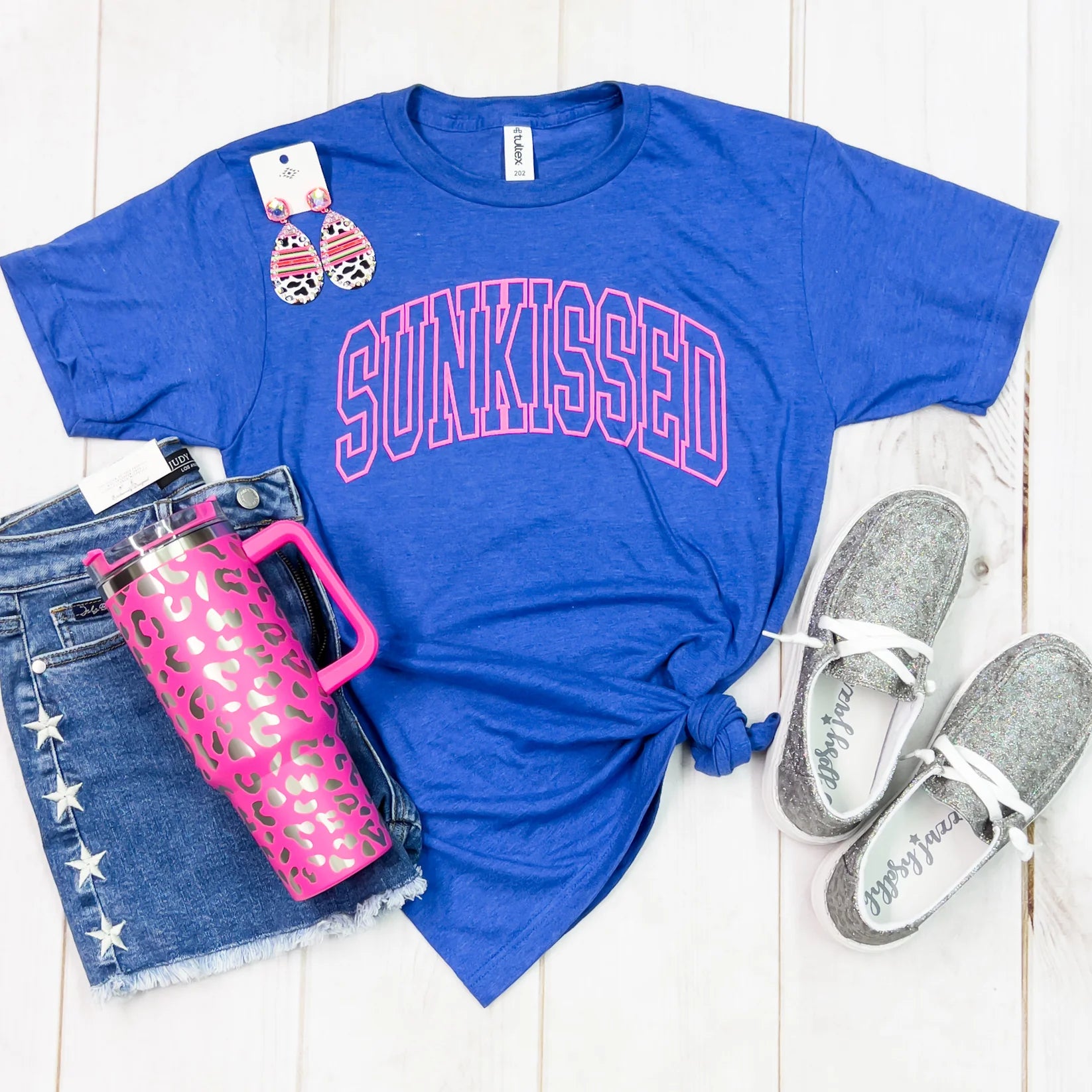 Sunkissed Summer Graphic Tee - Mulberry Skies
