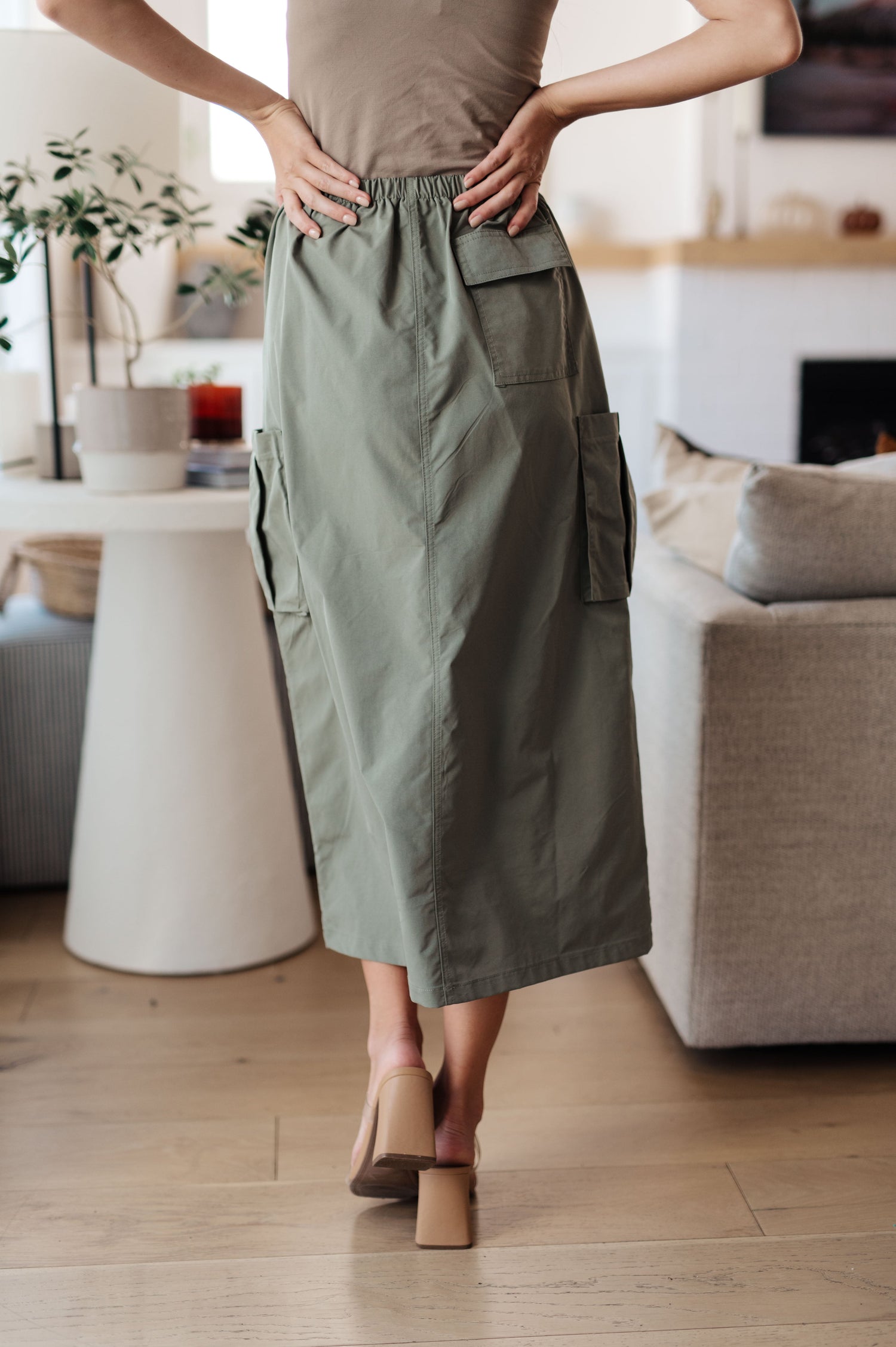Explain It Away Cargo Skirt - Mulberry Skies