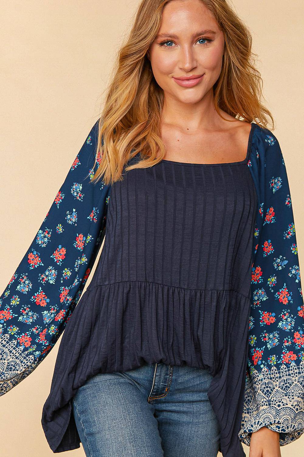 NAVY RIB SOLID FLORAL BORDER BUBBLE SLEEVE TOP-Mulberry Skies