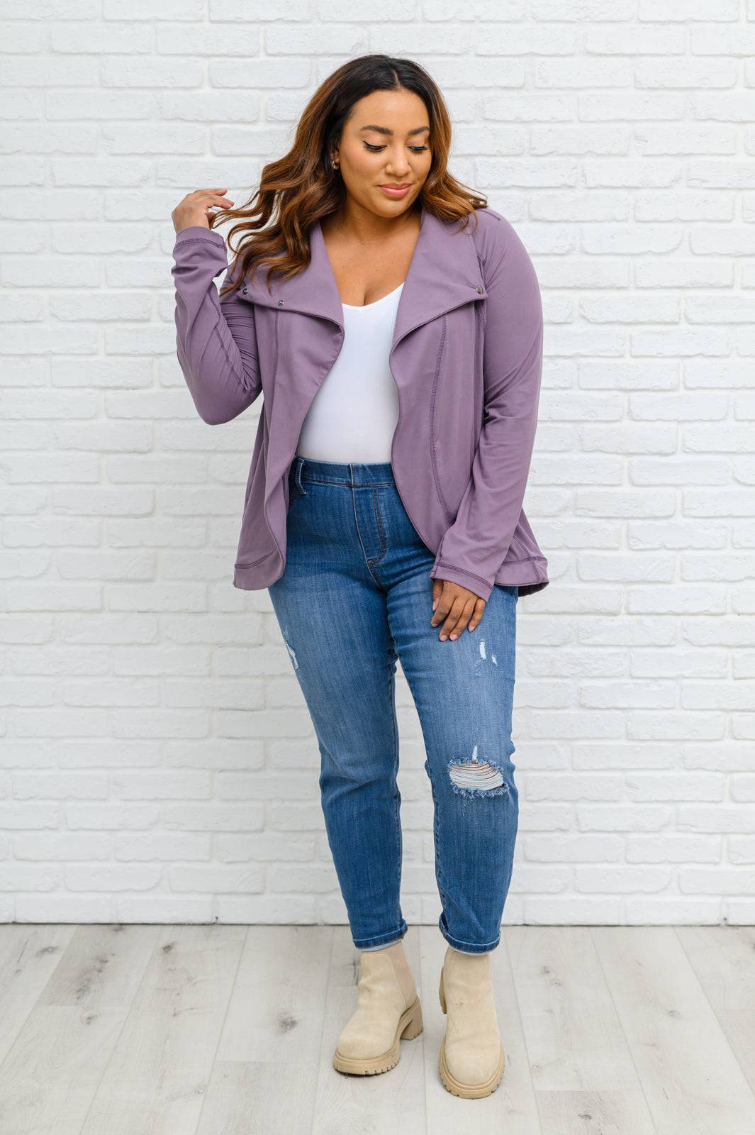 Judy Blue Nikki Mid-Rise Destroyed Boyfriend Jeggings-Mulberry Skies